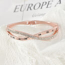 Bracelet croix romaine numérique pour femme – Image 3
