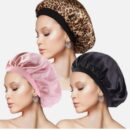 Chapeau de nuit imprimé en satin élastique à large bord